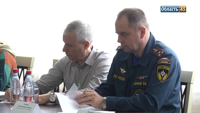 В Зауралье воспитанникам детского дома помогут найти работу смотреть онлайн