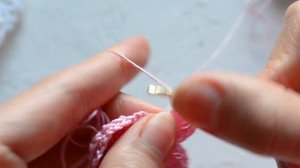 Объёмный цветок крючком