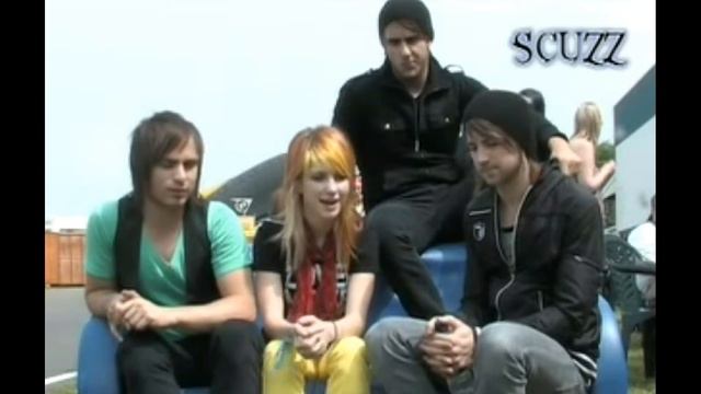 PARAMORE OLD INTERVIEW ON SCUZZ.COM - DONINGTON PARK - 08-06-2007 смотреть онлайн