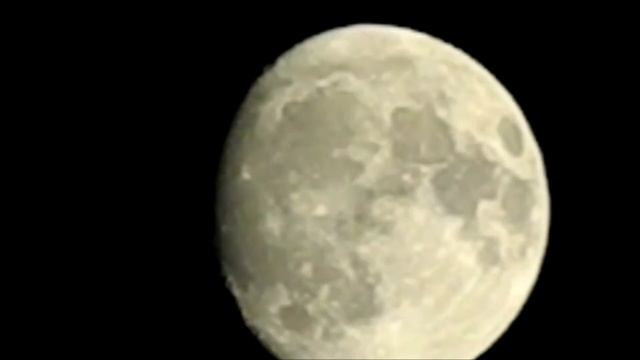 Moon with Nikon coolpix L 120 смотреть онлайн