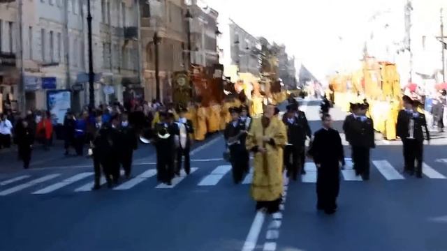 Крестный ход по Невскому проспекту в Санкт-Петербурге. 2015 (HD) смотреть онлайн