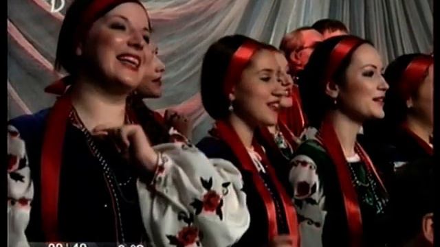 Хор "Червона калина" - Їдуть на возі дівки на базар смотреть онлайн
