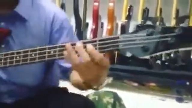 Jual Bass Ibanez Sound Gear Merah Custom смотреть онлайн