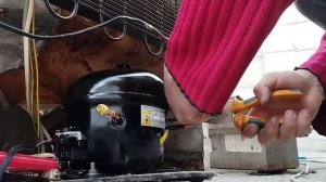 Замена компрессора холодильника