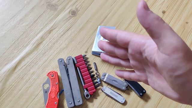 Обзор мультитула LEATHERMAN SQUIRT PS4. Сравнение с MICRA и VICTORINOX CLASSIC ALOX