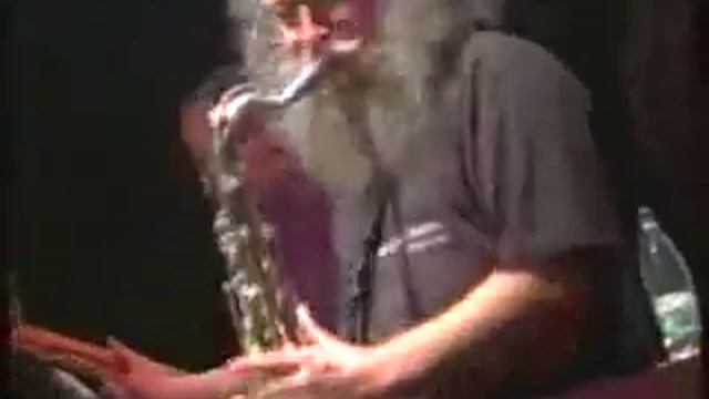 Умка и Броневик - Жрать смотреть онлайн