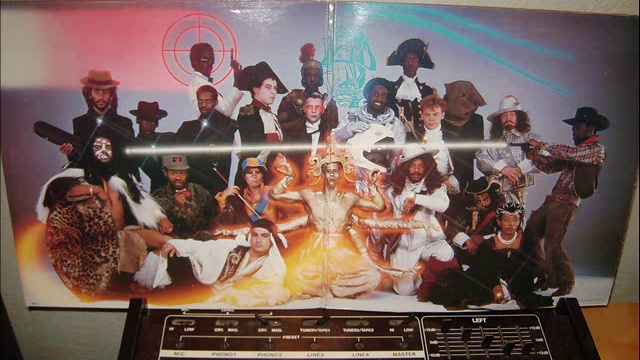 UB 40 - LYRIC OFFICER MK.2 смотреть онлайн