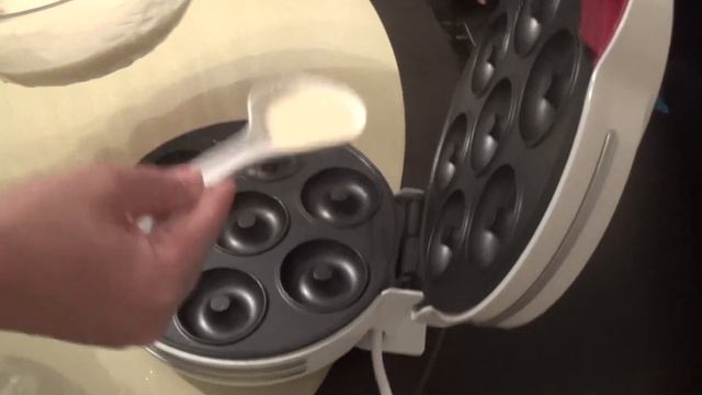 Прибор для приготовления пончиков и печенья Ariete 189 смотреть онлайн