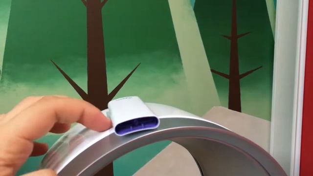 Dyson AM10 Пульт смотреть онлайн