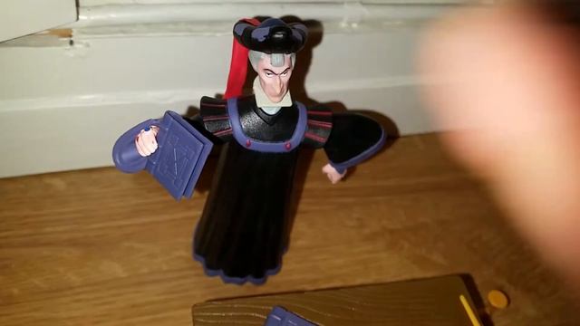 The Hunchback of Notre Dame Frollo figure REVIEW смотреть онлайн