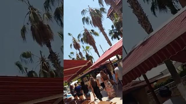 РУССКИЙ ПРОТИВ УКРАИНЦА. ДРАКА В ОТЕЛЕ ТУРЦИИ