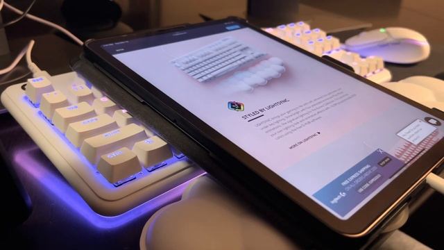 ASMR Logitech G713 Keyboard G705 Mouse overview + typing test [Soft Spoken] смотреть онлайн