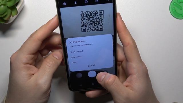 How to Scan QR Codes on Samsung Galaxy A14 / Camera Features смотреть онлайн