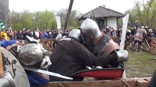 Ростов на Дону. Этнокомплекс "Кумжа". Турнир "Рыцарский Стан" Третья девятка боёв. смотреть онлайн