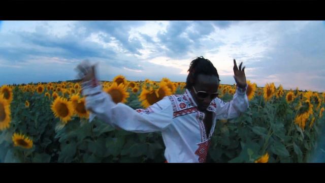 Alfa-Alfa - Наталка Полтавка - 2012 (Official Music Video) смотреть онлайн