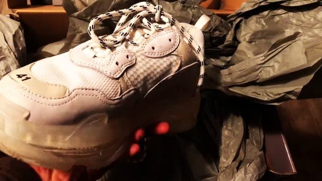 Balenciaga Triple S Clear Sole White //DESIGNERGU.RU смотреть онлайн