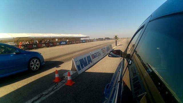 Osijek Street Race Show Astra H OPC (stock) vs Astra H OPC (remapped) смотреть онлайн