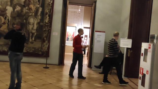 Влог.По залам Эрмитажа.В четверг пенсионерам бесплатный вход.Шедевр Эрмитажа -часы"Павлин". смотреть онлайн