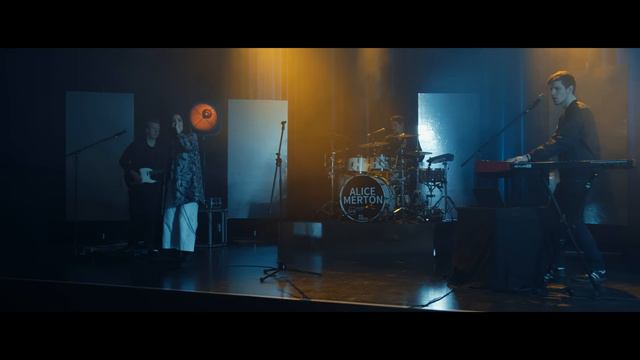Alice Merton - No Roots Live