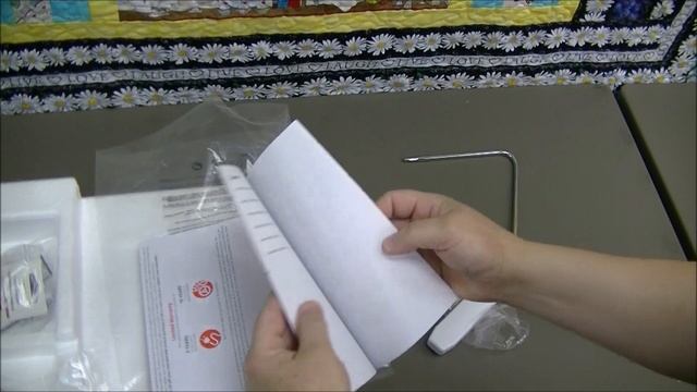Unboxing the NEW Bernette b77 Sewing Machine смотреть онлайн
