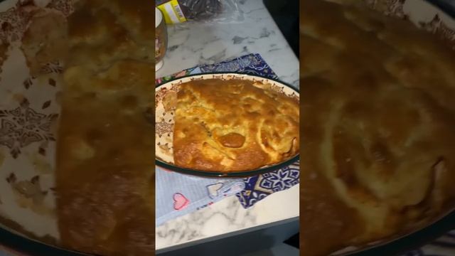 Впервые готовлю шарлотку??в электрической духовке!!!! Как вам?