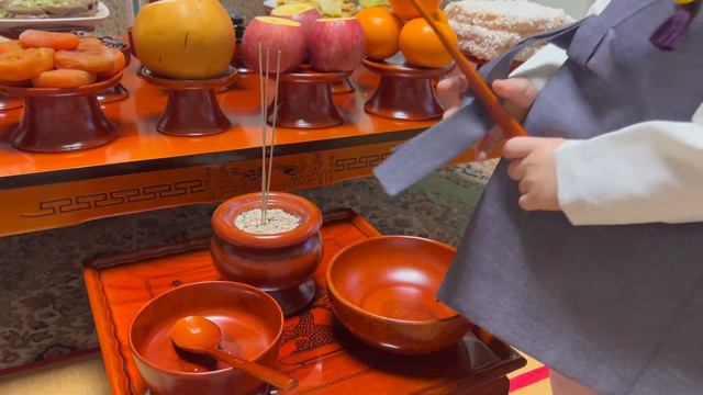 Я ВЕРНУЛАСЬ!! Празднуем корейский Новый год "Соллаль" с корейскими родителями🙇🏻♀️🙇🏻 смотреть онлайн