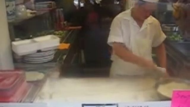 Chinese Pulled Noodles смотреть онлайн