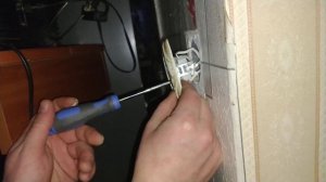 Как подключить Двухклавишный выключатель. Замена на новый.