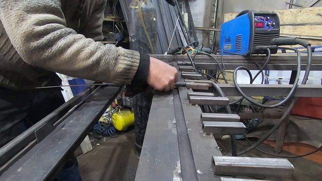 Шампура на подарок своими руками. Ручки из нержавейки. смотреть онлайн