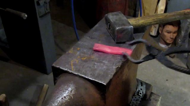 Ковка латуни (бронзы) для больстеров смотреть онлайн