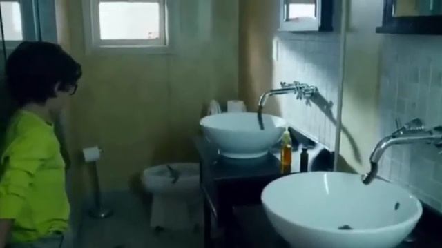 Lampreys / Music Video смотреть онлайн