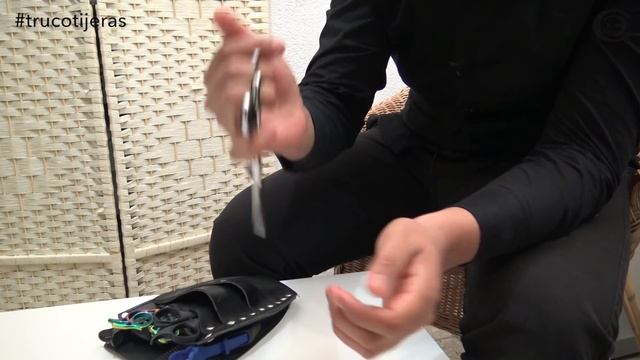 Esconde Las Tijeras | Maniobras Y Trucos Con Tijeras Peluquería ✂︎ Técnicas