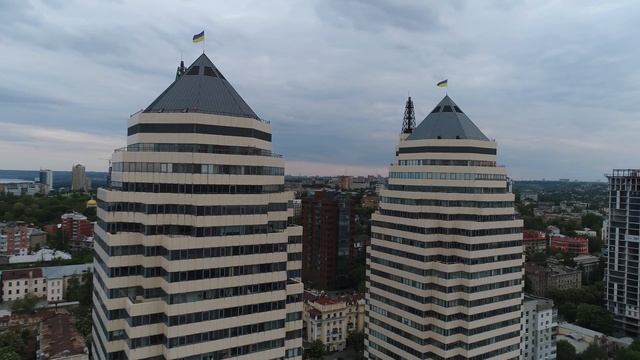Днепр. Полет над Монастырским островом. Ремонт моста смотреть онлайн