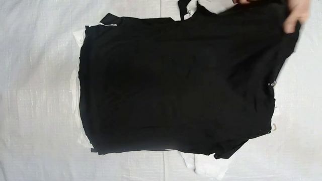 C&A майки. Цена 14,2 евро/кг. Вес 15,1 кг. 120 единиц смотреть онлайн