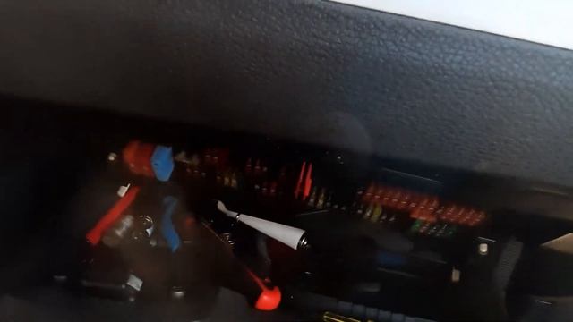 Как сделать чтобы прикуриватель отключался с зажиганием на BMW X3 e83. смотреть онлайн