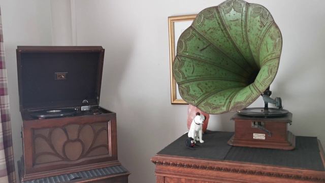The Skaters' Waltz Waldteufel ~ Lennox Dance Orchestra Pathé Perfect 78rpm Columbia Horn Gramophone смотреть онлайн