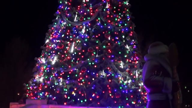 Новый 2019 год в Заозерном. Салют + лазерное шоу (30.12.18) смотреть онлайн