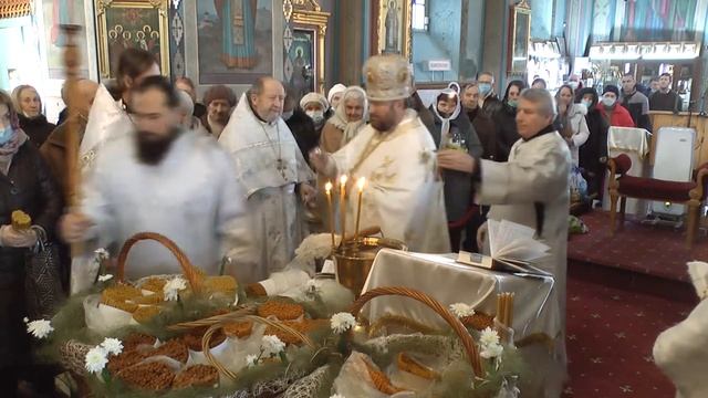 Чин освящения свечей на праздник Сретения Господня (15.02.2021) смотреть онлайн