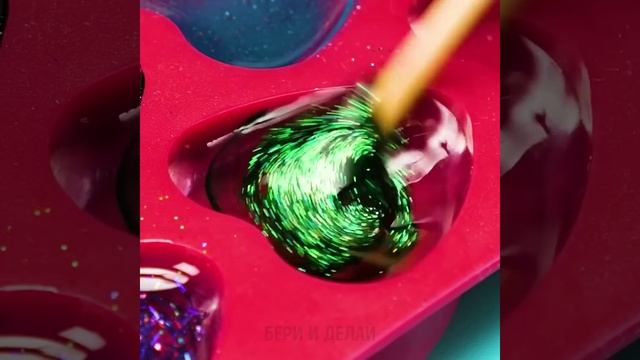 36 КРУТЫХ ИДЕЙ С ГОРЯЧИМ КЛЕЕМ, ЭПОКСИДНОЙ СМОЛОЙ И ГЛИНОЙ смотреть онлайн