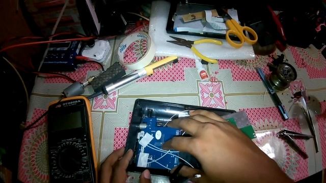 How to make Cheapest 5.8G 40CH FPV Monitor Part 2 смотреть онлайн