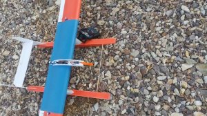 Радиоуправляемый гидросамолёт очень легкого класса.