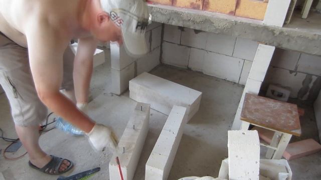 ТРУБА ИЗ ГАЗОБЛОКА  В  МАНГАЛЕ - БАРБЕКЮ