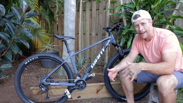 Giant Talon 2 29er 2020 Overview + Review of Talon 2 29er Specs and Thoughts From A New Rider смотреть онлайн