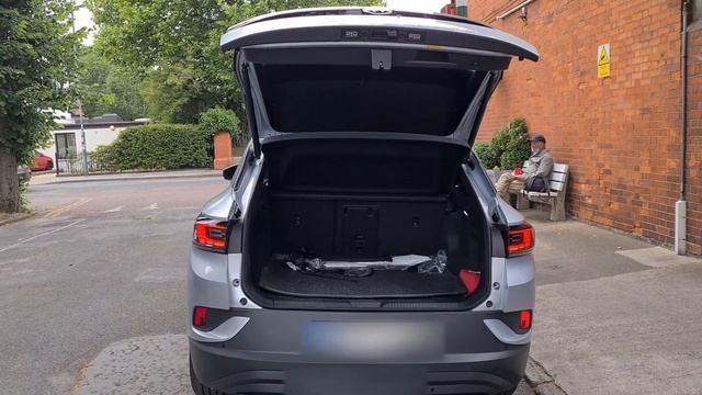 2022 VW ID.4 Retrofit Aftermarket Electric Tailgate смотреть онлайн