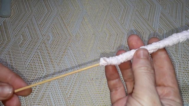 Взяла СПИЧКУ, САЛФЕТКУ, НИТКИ и парафиновую СВЕЧУ/ Вот что получилось. Полезная самоделка для жизн смотреть онлайн