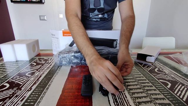 Creative Stage SE Video Unboxing - La soundbar mini nelle dimensioni ma maxi nel sound! смотреть онлайн