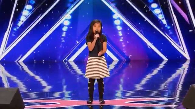 МУРАШКИ ПО КОЖЕ! СВОДНАЯ ДОЧЬ CELINE DION ??? Талант Америки 2017. 9 Year Old 'My Heart Will Go On' смотреть онлайн