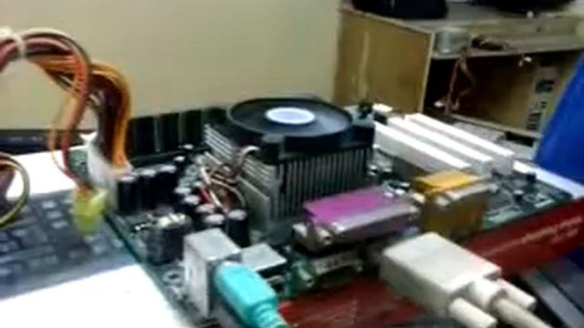 Assemble SOCKET 370 CPU смотреть онлайн