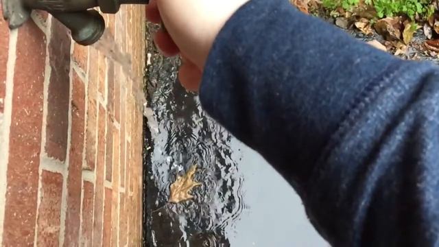 Apple iPhone 6 Plus slo mo sample Замедленное движение смотреть онлайн