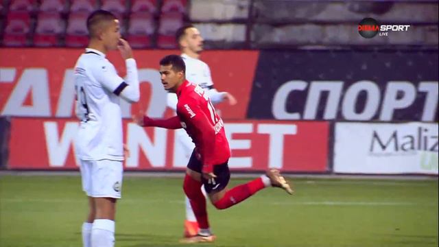 Играчът на мача Карлос Франса: И за Купата искаме да бием Славия смотреть онлайн